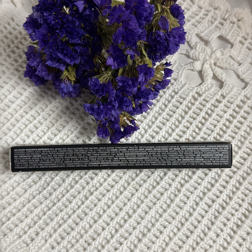 Anastasia Beverly Hills Brow Definer Triangular Brow Pencil Dark Brown 0.2 g New - Picture 8 of 11